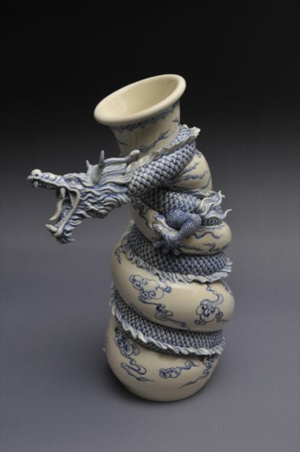 陶芸職人が本気出した！　美しい龍の壺が作られるまで023